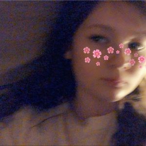 Meet your Posher, Leah